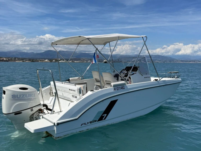 Alquiler de embarcaciones Bénéteau Flyer 7 SPACEdeck enAntibes en Samboat