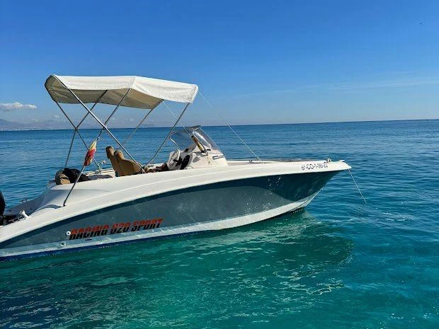 Grand Boats 2 de alquiler a Alicante