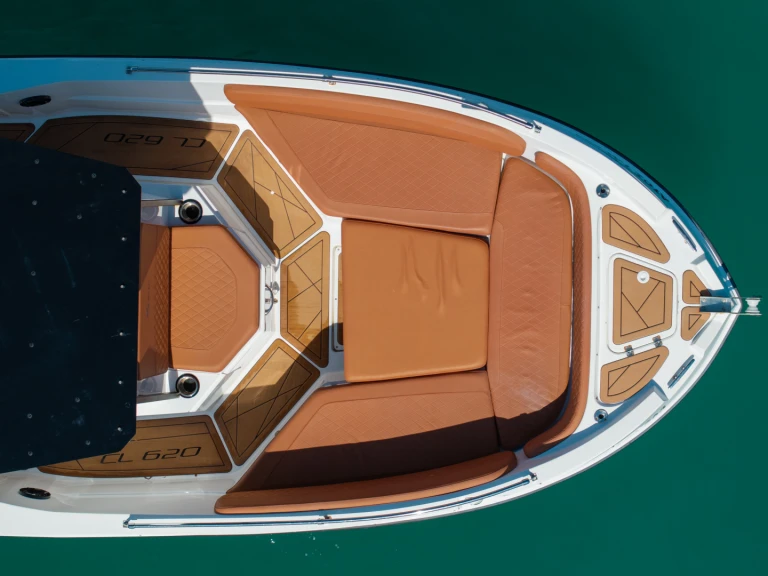 Alquiler de Nireus CL 620 en Zante