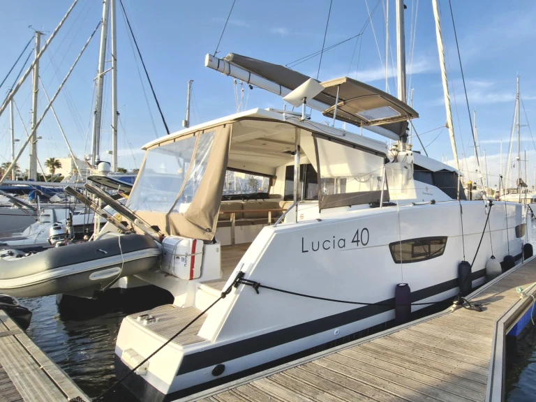 Alquiler Catamarán en Rota - Fountaine Pajot Lucia 40