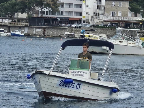 Reful marine Reful 490 open de alquiler a Cavtat