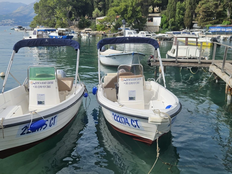 Alquiler de Reful marine Reful 490 open en Cavtat