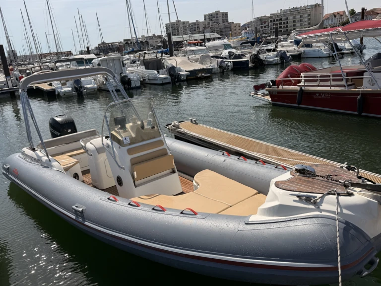 Alquiler Neumática en Arcachon - Nuova Jolly King 700 Rs