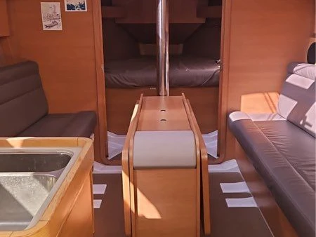 Alquiler de Velero, con o sin patrón Dufour San Ciprianu