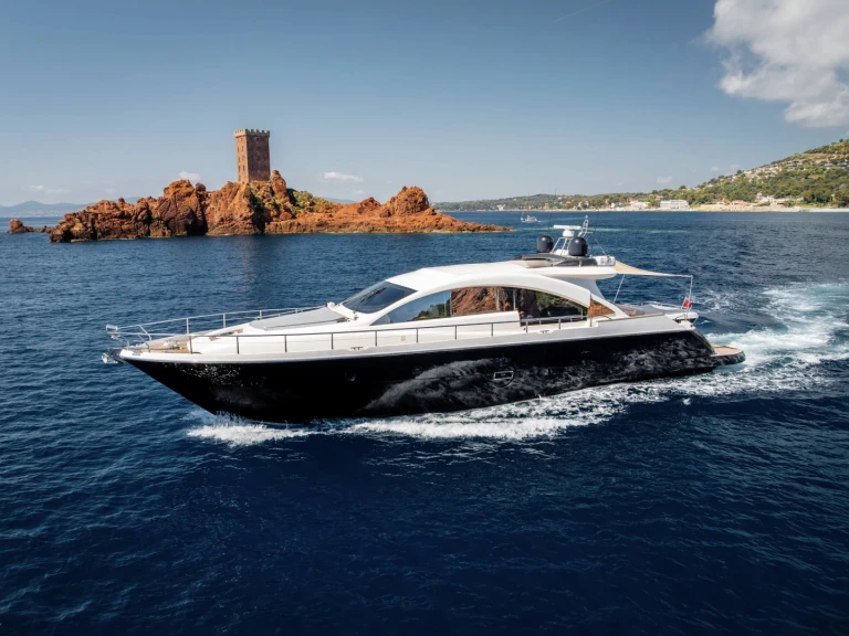 Aicon 72 SL de alquiler a Saint-Tropez