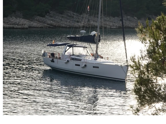 Velero para alquilar Rogoznica al mejor precio
