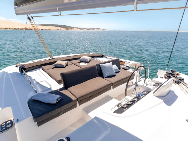 Alquiler Catamarán Lagoon con o sin  título de navegación