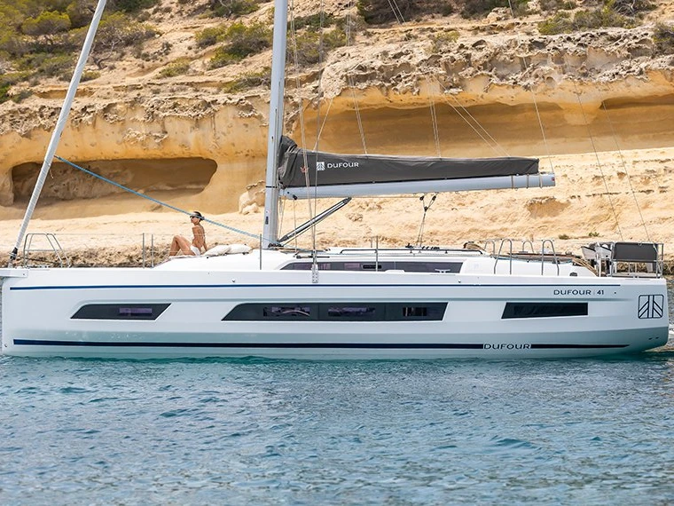 Alquiler de Velero, con o sin patrón Dufour Cagliari