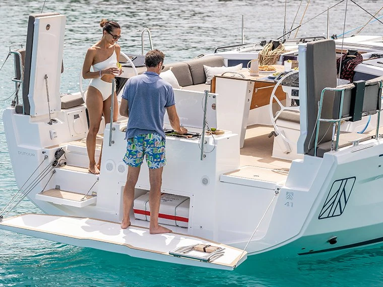 Alquiler Velero Dufour con o sin  título de navegación