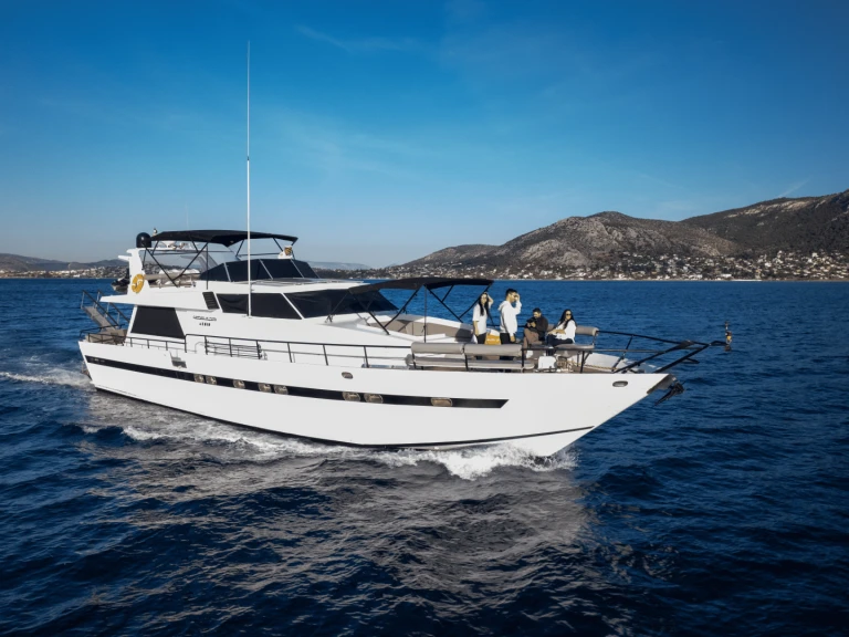 Alquiler de embarcaciones Cantieri Di Pisa AKhir enMikrolimano en Samboat