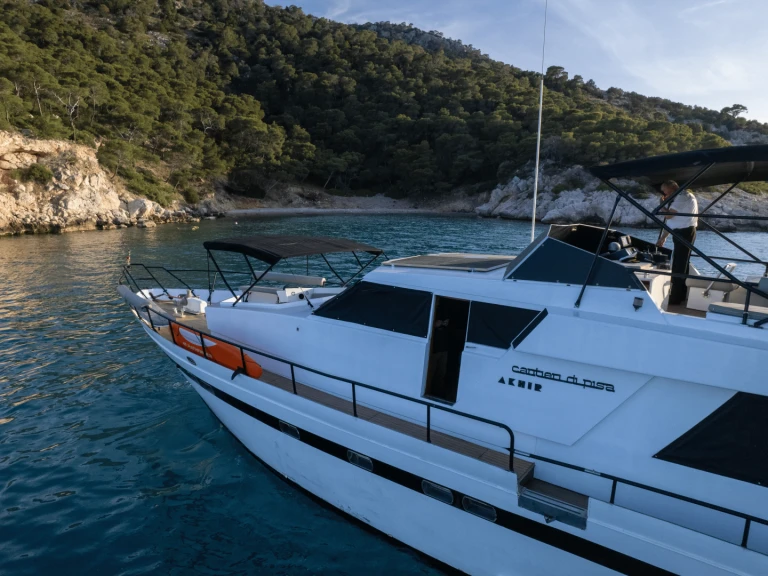 Alquiler Yate de lujo Cantieri Di Pisa con o sin  título de navegación