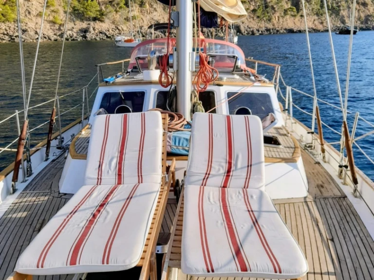 Alquiler de embarcaciones Belliure 50 MS enAndratx en Samboat