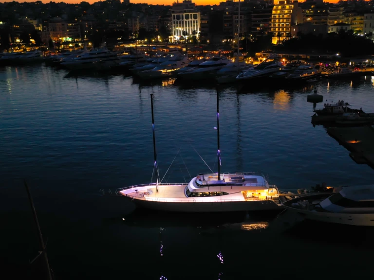 Velero para alquilar Atenas al mejor precio