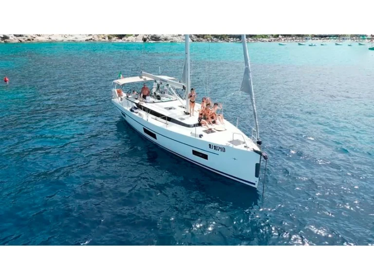 Alquiler Punta Ala - Bavaria Bavaria C45 en SamBoat