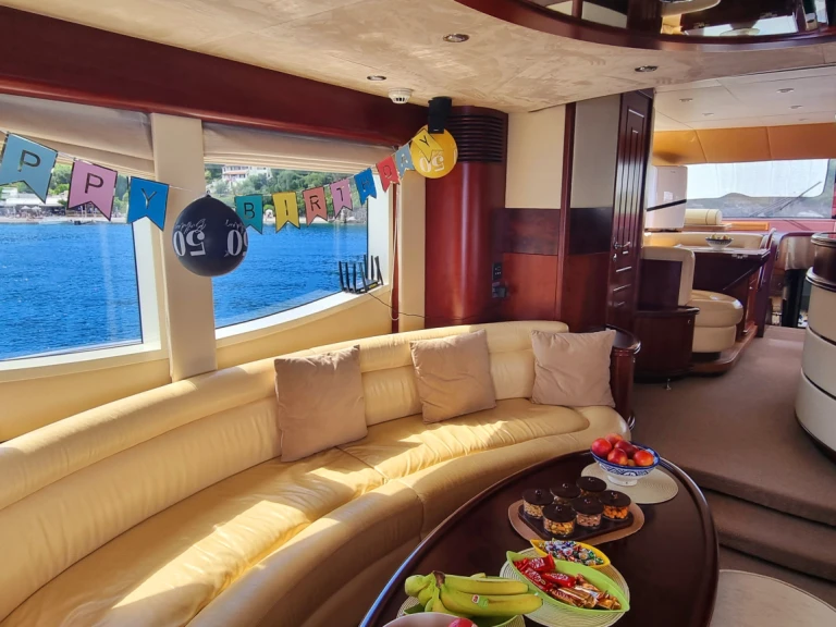 Alquiler Yate de lujo Gulf Craft con o sin  título de navegación