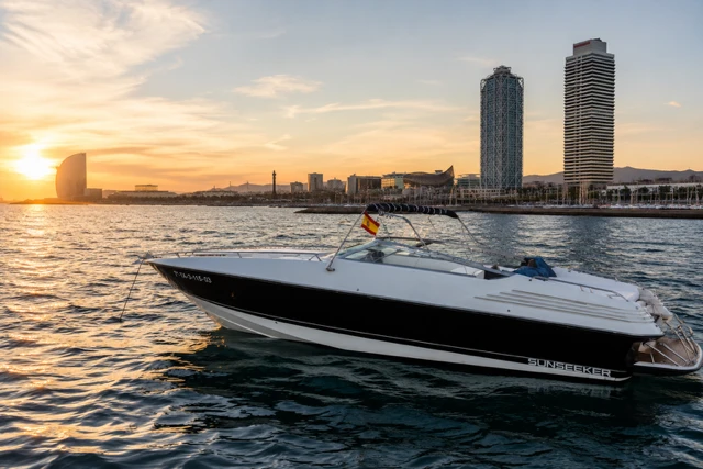Sunseeker Monterey 27 de alquiler a Port Olímpic de Barcelona