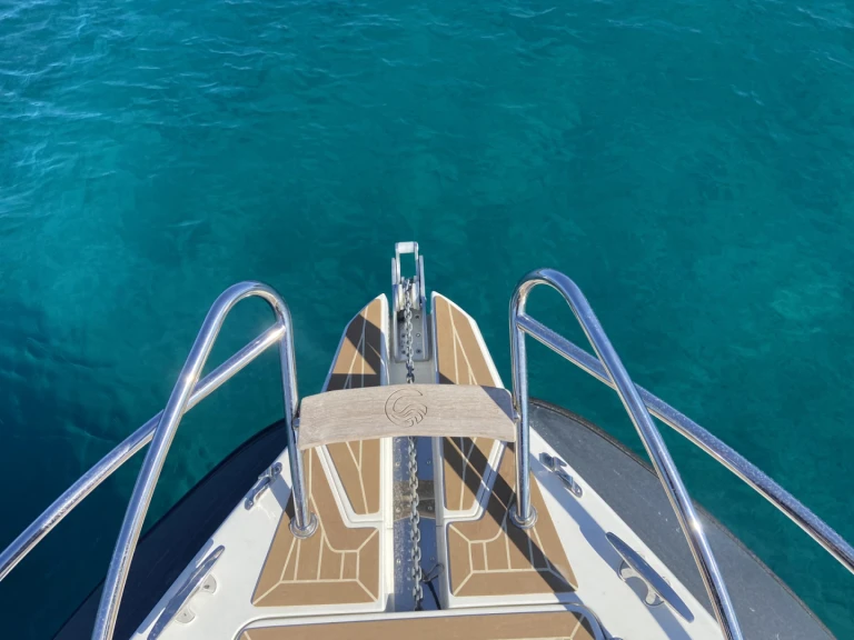Alquiler de embarcaciones Capelli Tempest 900 WA enLe Lavandou en Samboat