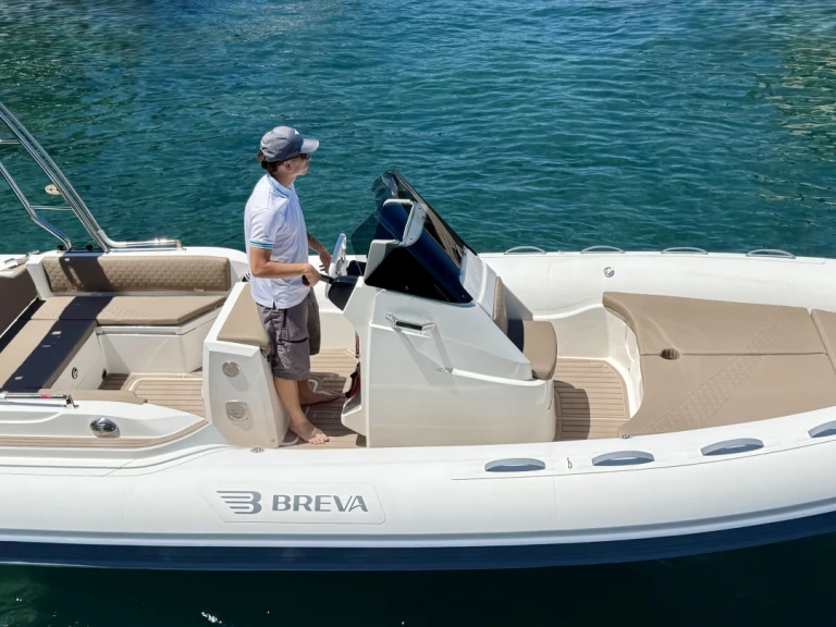 BREVA BREVA 630 de alquiler a Sorrento