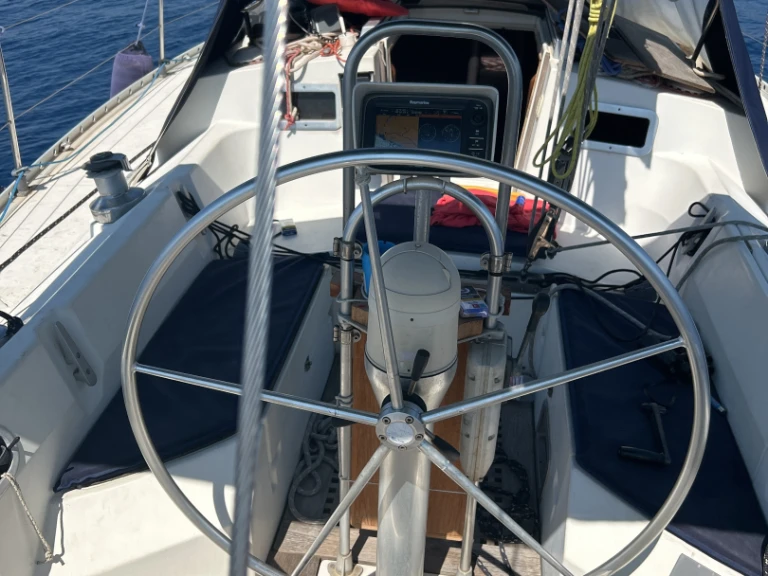 Alquiler de embarcaciones Bénéteau First 375 enGenova en Samboat