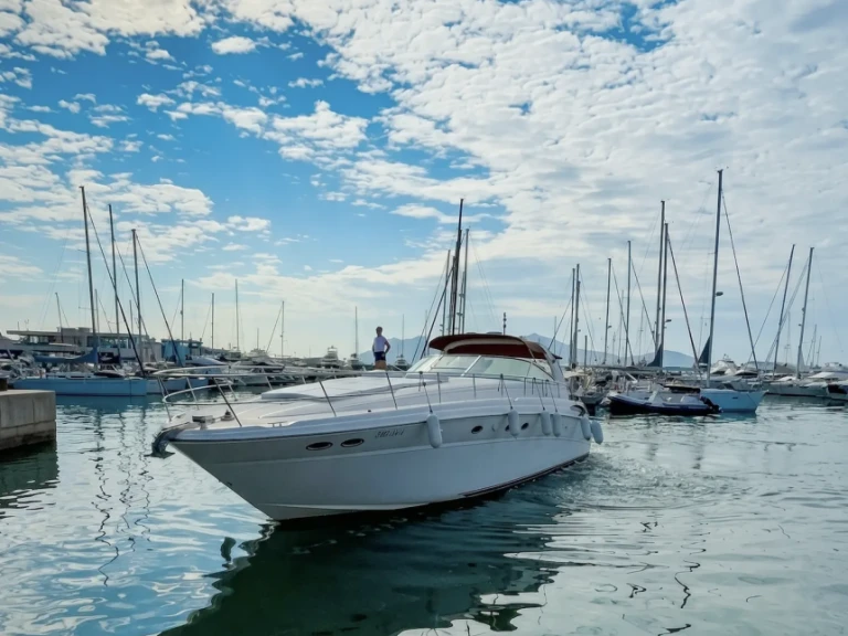 Sea Ray Sundancer 550 de alquiler a Port de Pollença