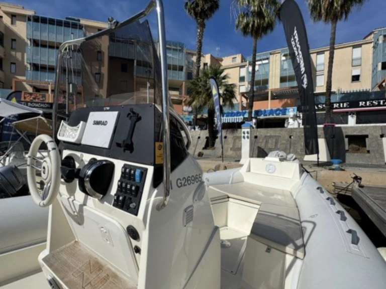 Alquiler de Neumática, con o sin patrón Nuova Jolly Argelès-sur-Mer