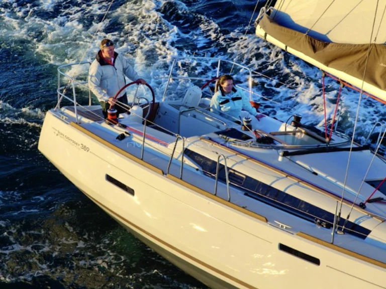 Velero para alquilar Palma de Mallorca al mejor precio