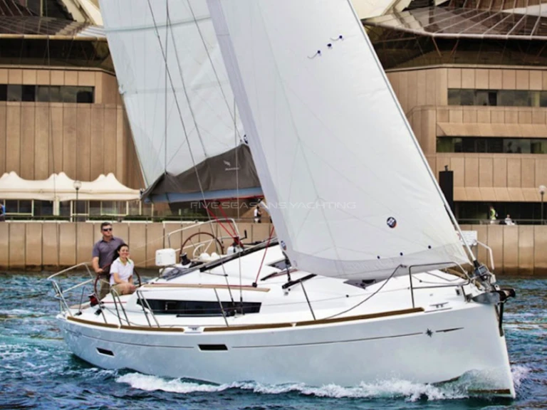 Alquiler de embarcaciones Jeanneau Sun Odyssey 389 enPalma de Mallorca en Samboat