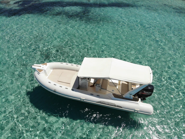 Alquiler Portocolom - Capelli Tempest 770 S en SamBoat