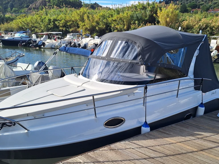 Alquiler de embarcaciones Italmar Italmar Cabin 23 enPiombino en Samboat