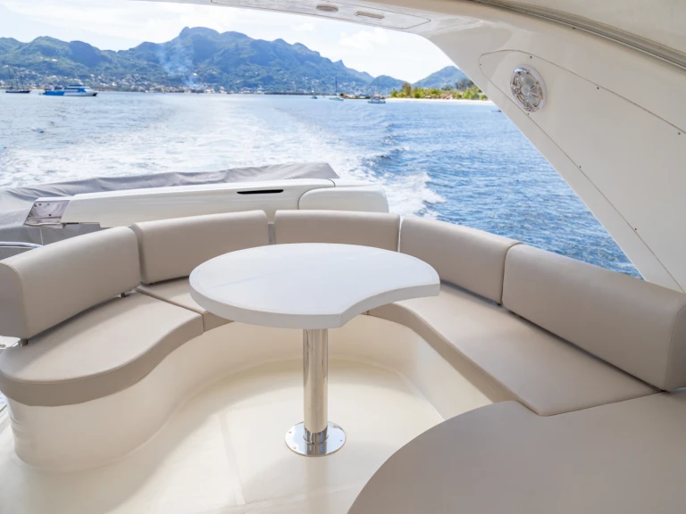 Alquiler Mahé - Azimut Azimut 68 en SamBoat