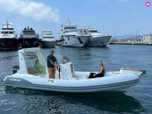 Alquiler Neumática en Porto Rotondo - Kardis 700