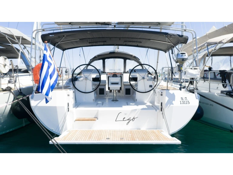 Alquiler de Velero, con o sin patrón Bavaria Lefkáda