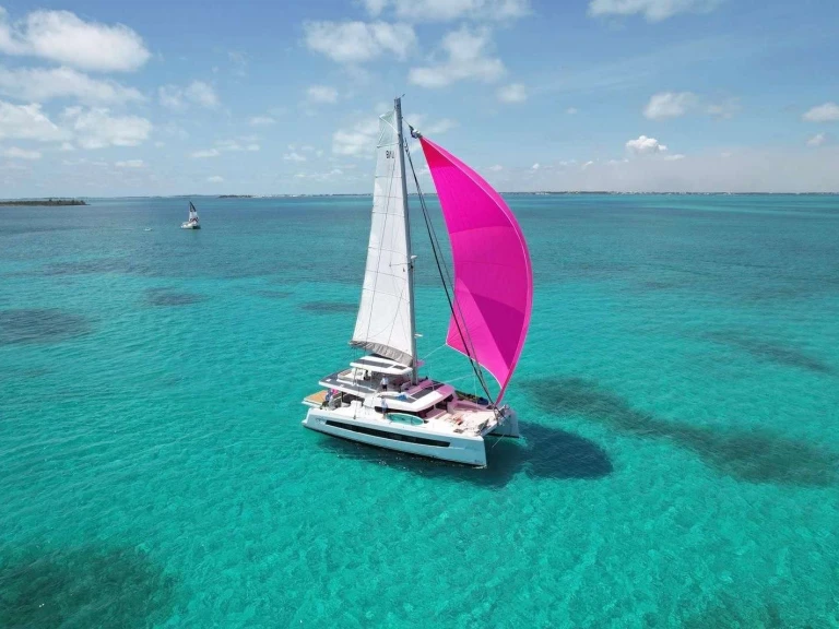 Alquiler de embarcaciones Bali Luna enBahamas en Samboat