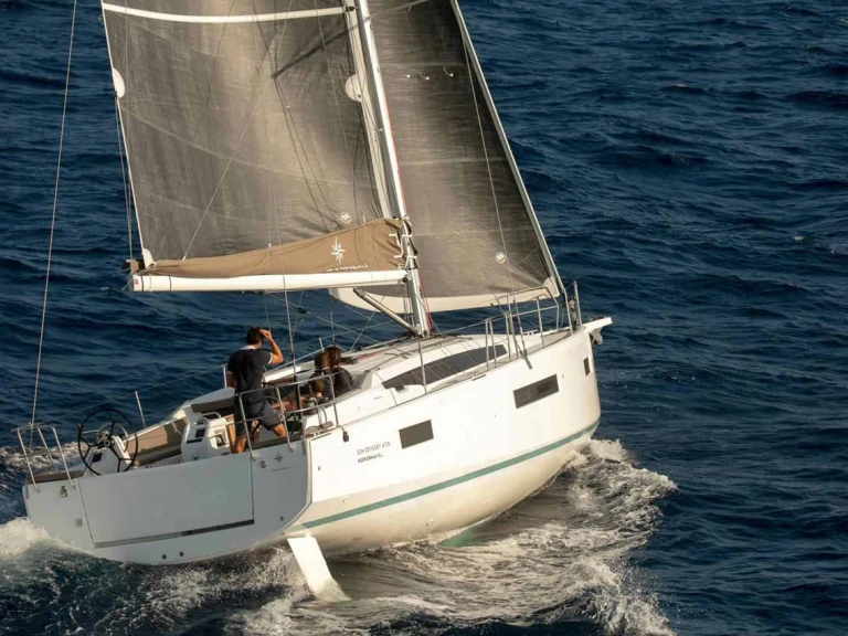 Velero para alquilar Trogir al mejor precio