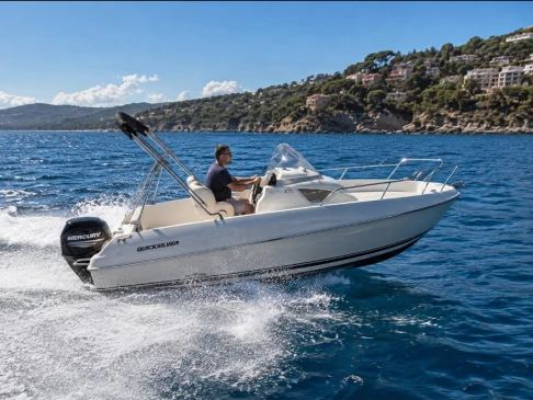 Alquiler de embarcaciones Quicksilver Activ 470 Cabin enLe Barcarès en Samboat