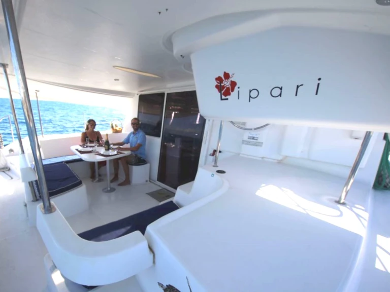 Alquiler de embarcaciones Fountaine Pajot Lipari 41 enNosy Be en Samboat