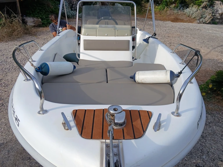 Saver OPEN 520 de alquiler a Ciutadella