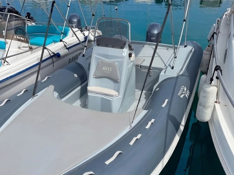 Alquiler Neumática en Alghero - Trimarchi Trimarchi 580