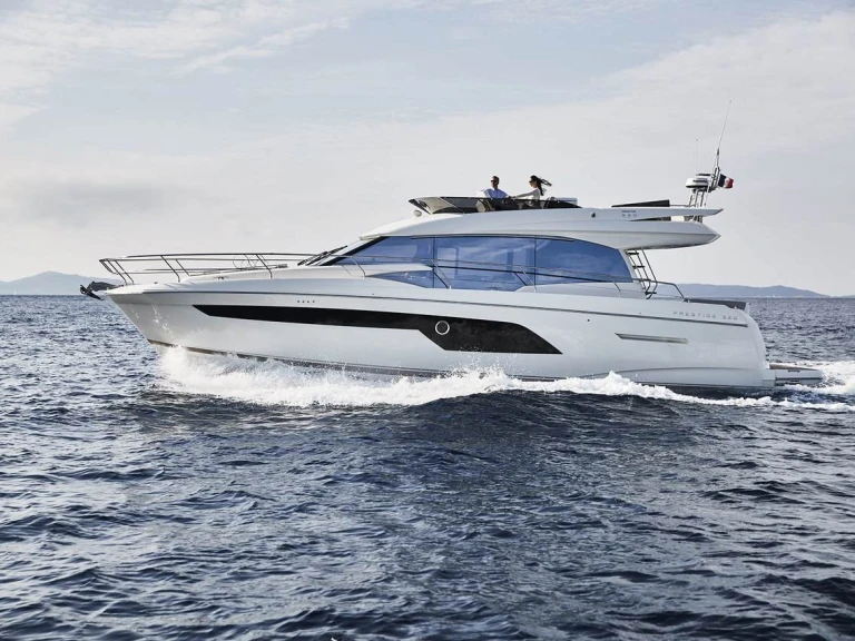 Alquiler de embarcaciones Prestige Prestige 520 enPort-Haliguen en Samboat