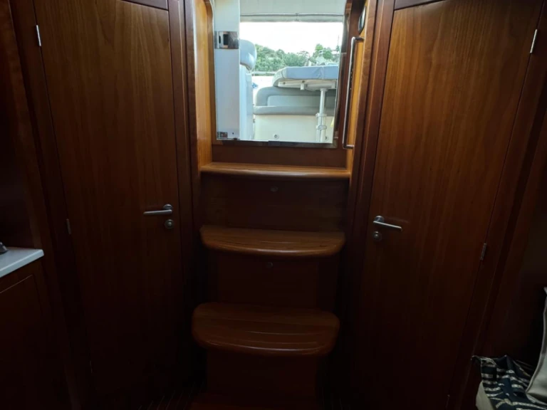 Alquiler de embarcaciones Raffaelli 42 enNápoles en Samboat