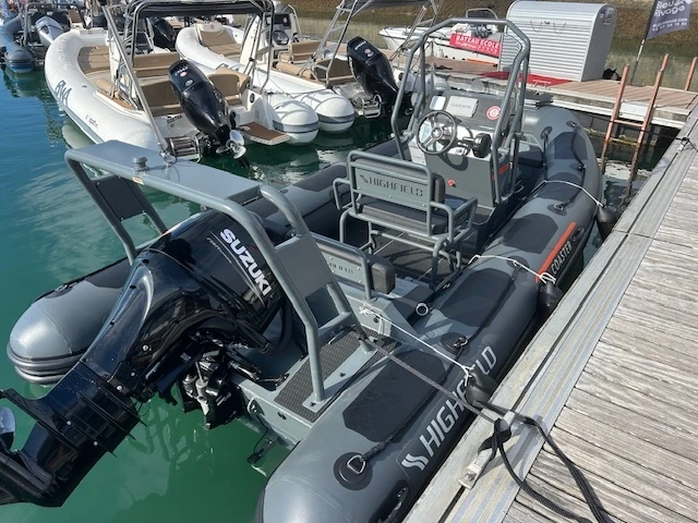 Alquiler de Highfield HIGHFIELD 54 PATROL COASTER en La Trinité-sur-Mer