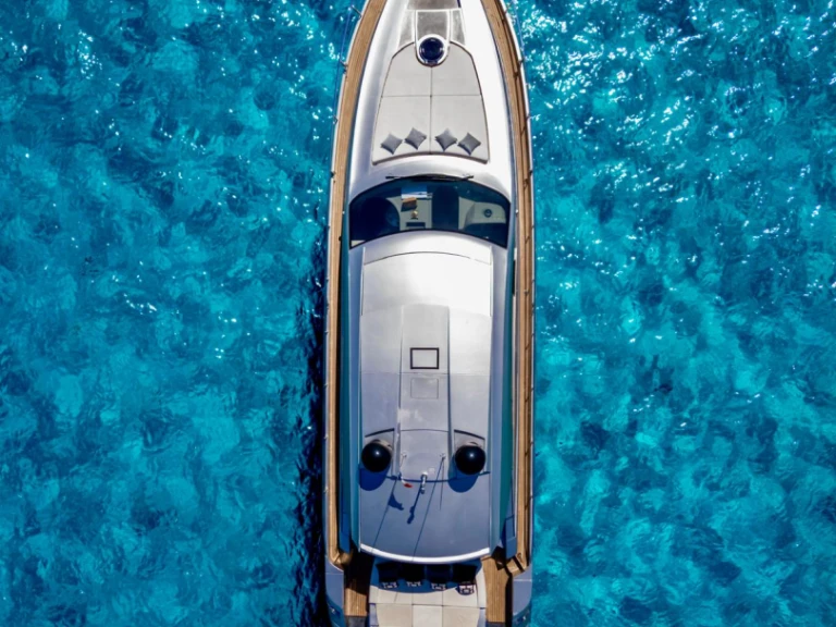 Alquiler de embarcaciones Pershing Pershing 64 enCannes en Samboat