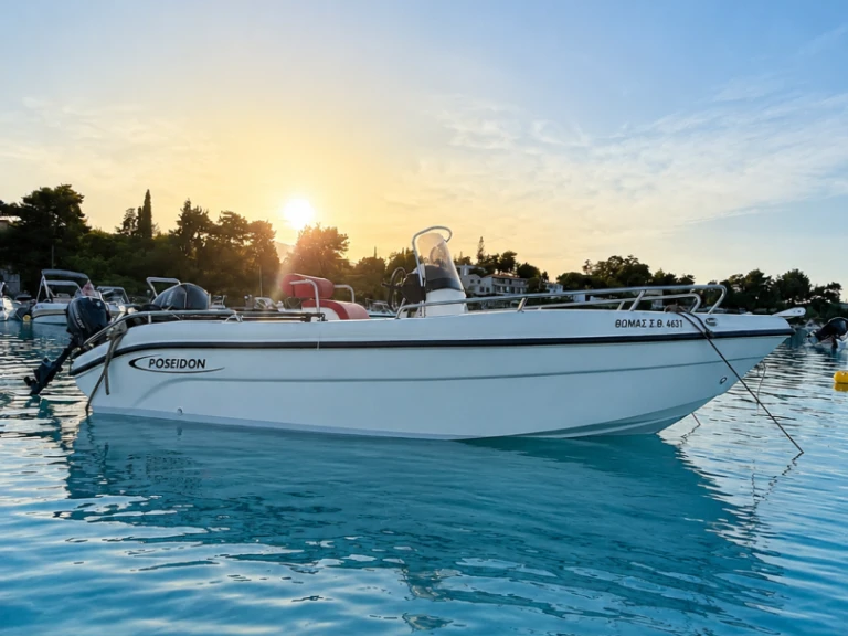 Alquiler de Poseidon Blu Water 170 en Zante