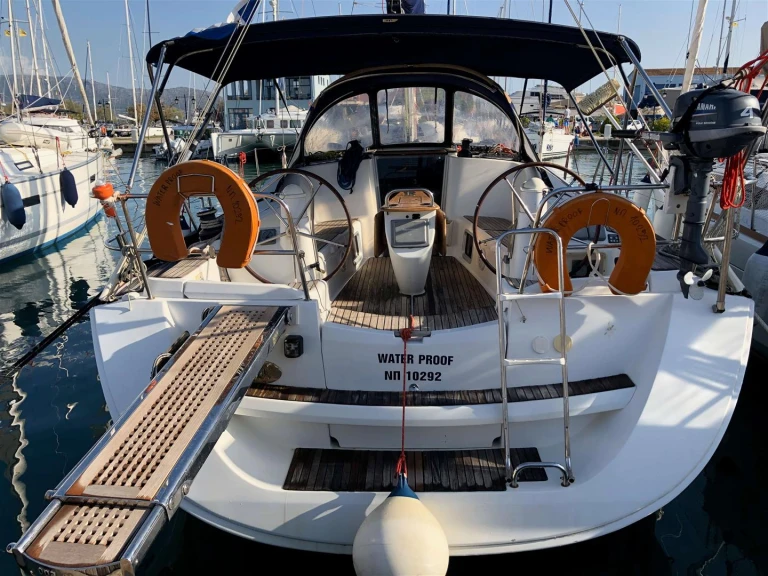 Jeanneau Sun Odyssey 42 i Performance de alquiler a Póros (Ciudad)