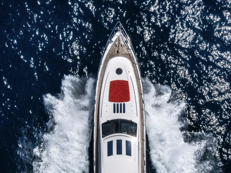 Princess Princess V70 de alquiler a Saint-Tropez