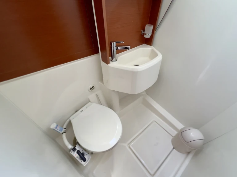 Velero para alquilar Seget Donji al mejor precio