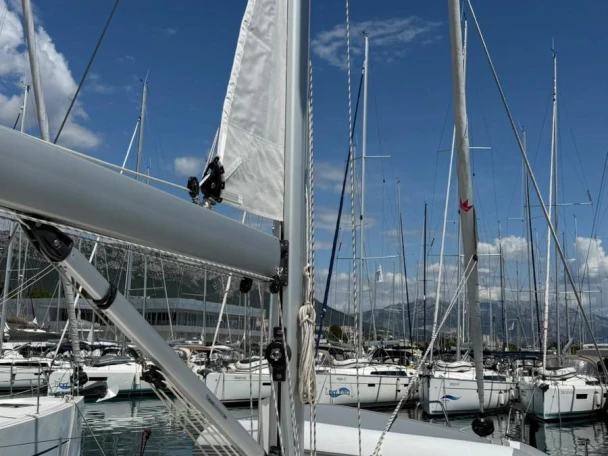 Velero para alquilar Kaštela al mejor precio