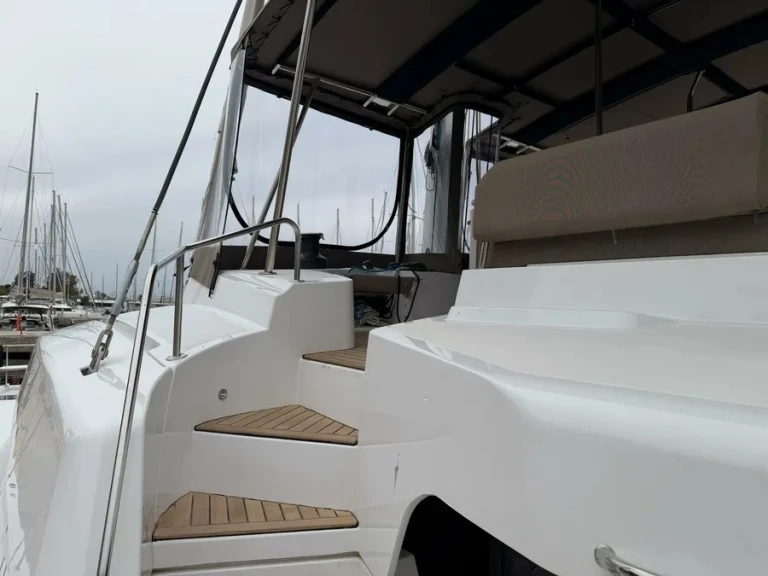 Alquiler de embarcaciones Bali Bali 5.2 - 6 + 2 cab. enMiconos (Isla) en Samboat