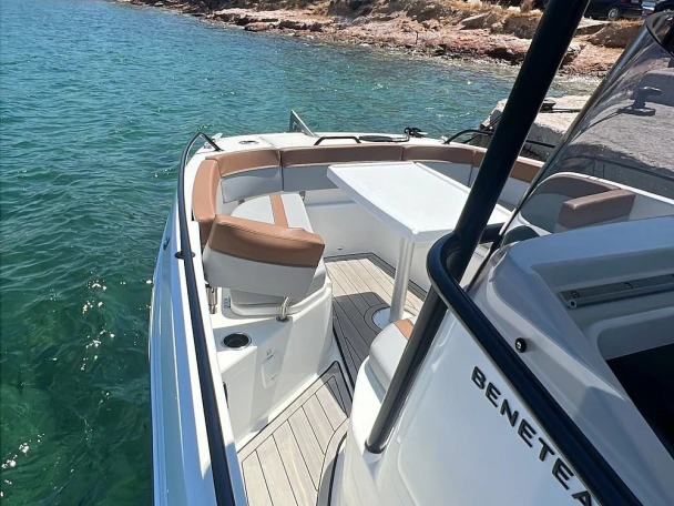 Bénéteau Beneteau MY Flyer 8 de alquiler a Palaiá Fókaia