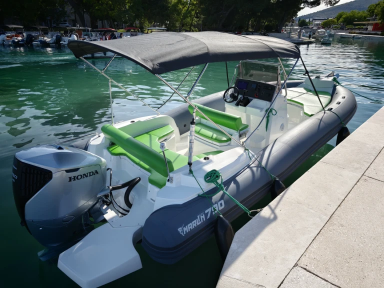 Alquiler de Neumática, con o sin patrón Marlin Boat Split